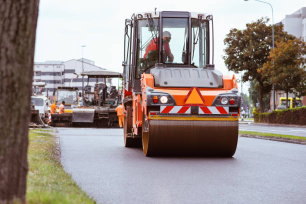 Best Driveway Paving Contractor  in Ives Estates, FL