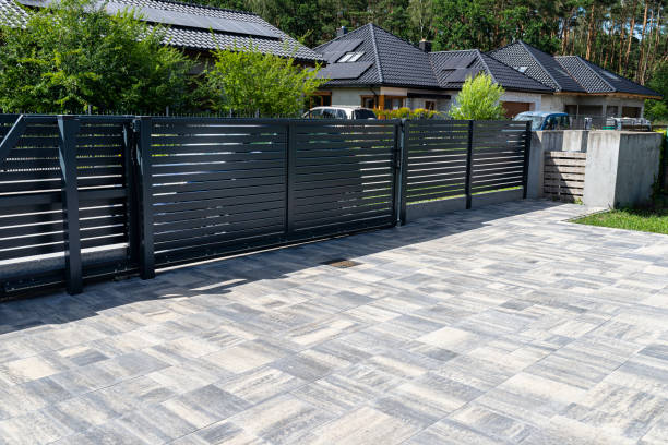 Best Commercial Driveway Pavers  in Ives Estates, FL